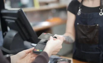 Cashier